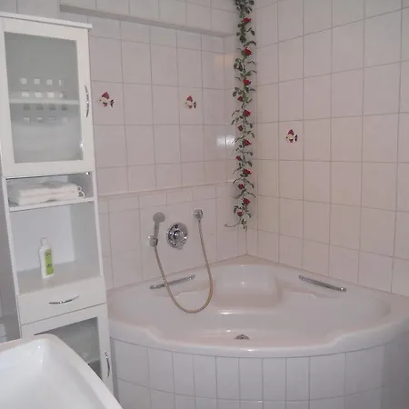 Holiday Uferstrasse.2 Констанц